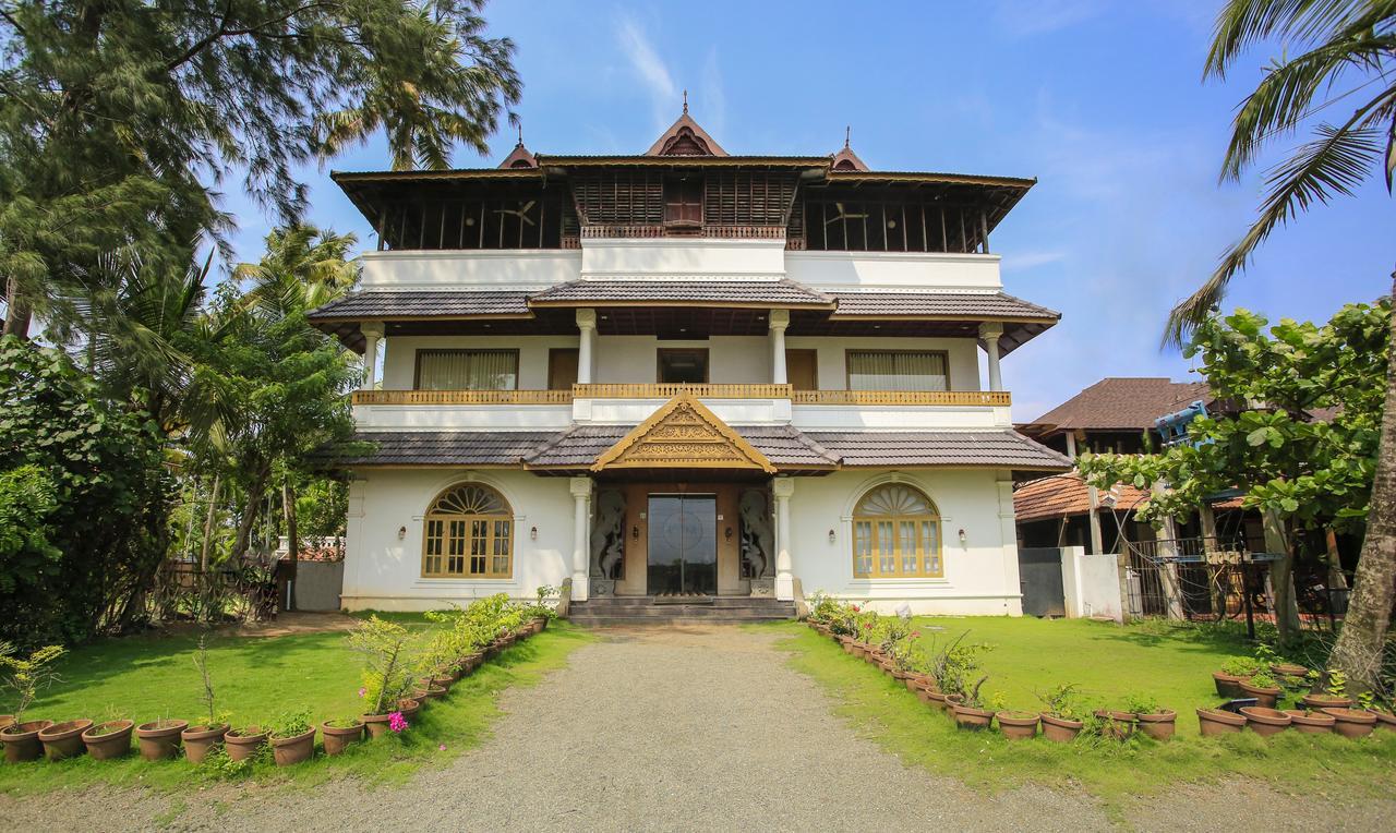 Sea View Resort-& Spa Cherai Cherai Beach Exterior photo